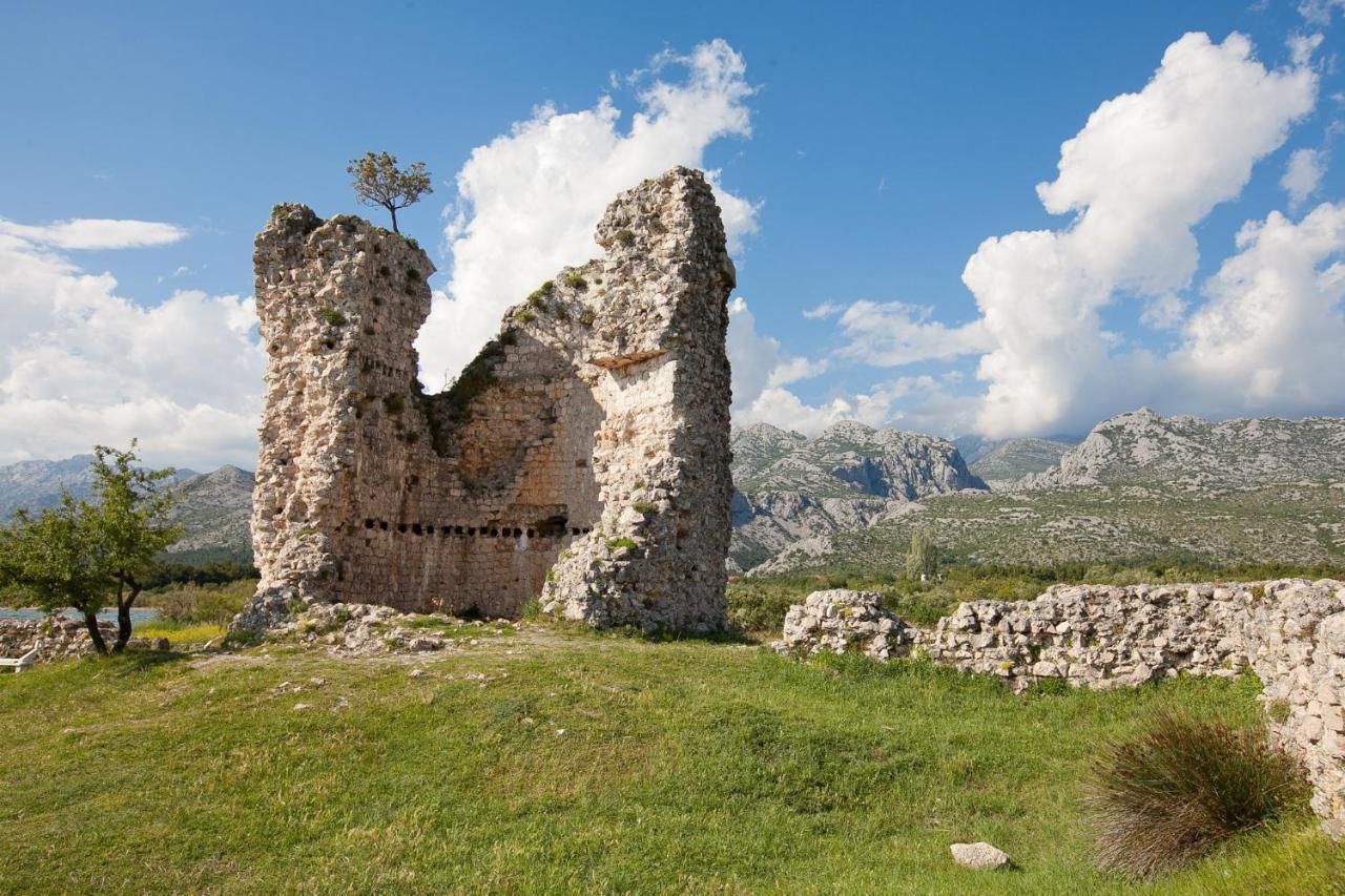 Apartmani Lea Starigrad Paklenica Extérieur photo
