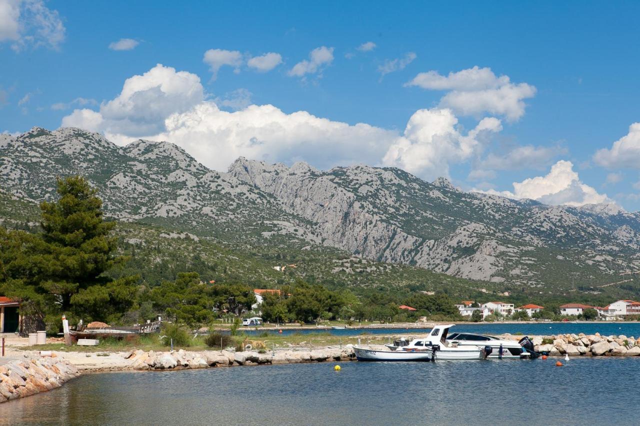 Apartmani Lea Starigrad Paklenica Extérieur photo