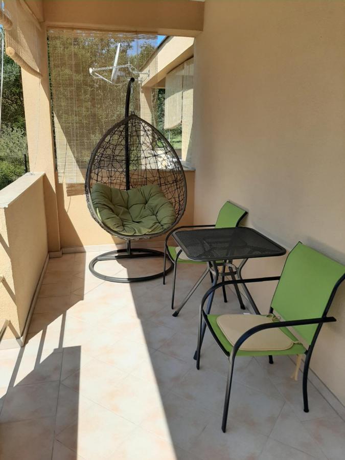 Apartmani Lea Starigrad Paklenica Extérieur photo